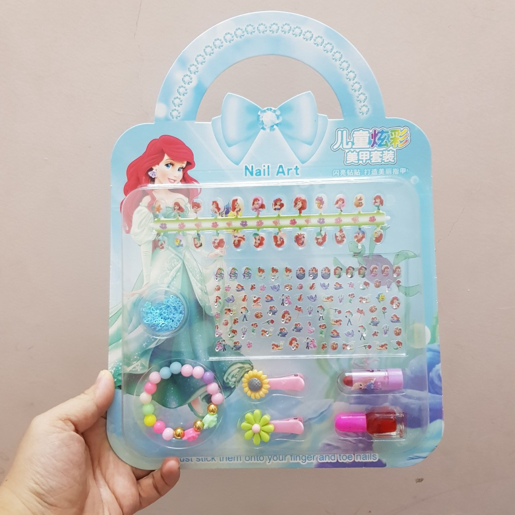 Bộ 24 móng tay giả kèm dán móng và đồ trang điểm hình công chúa, kitty cho bé