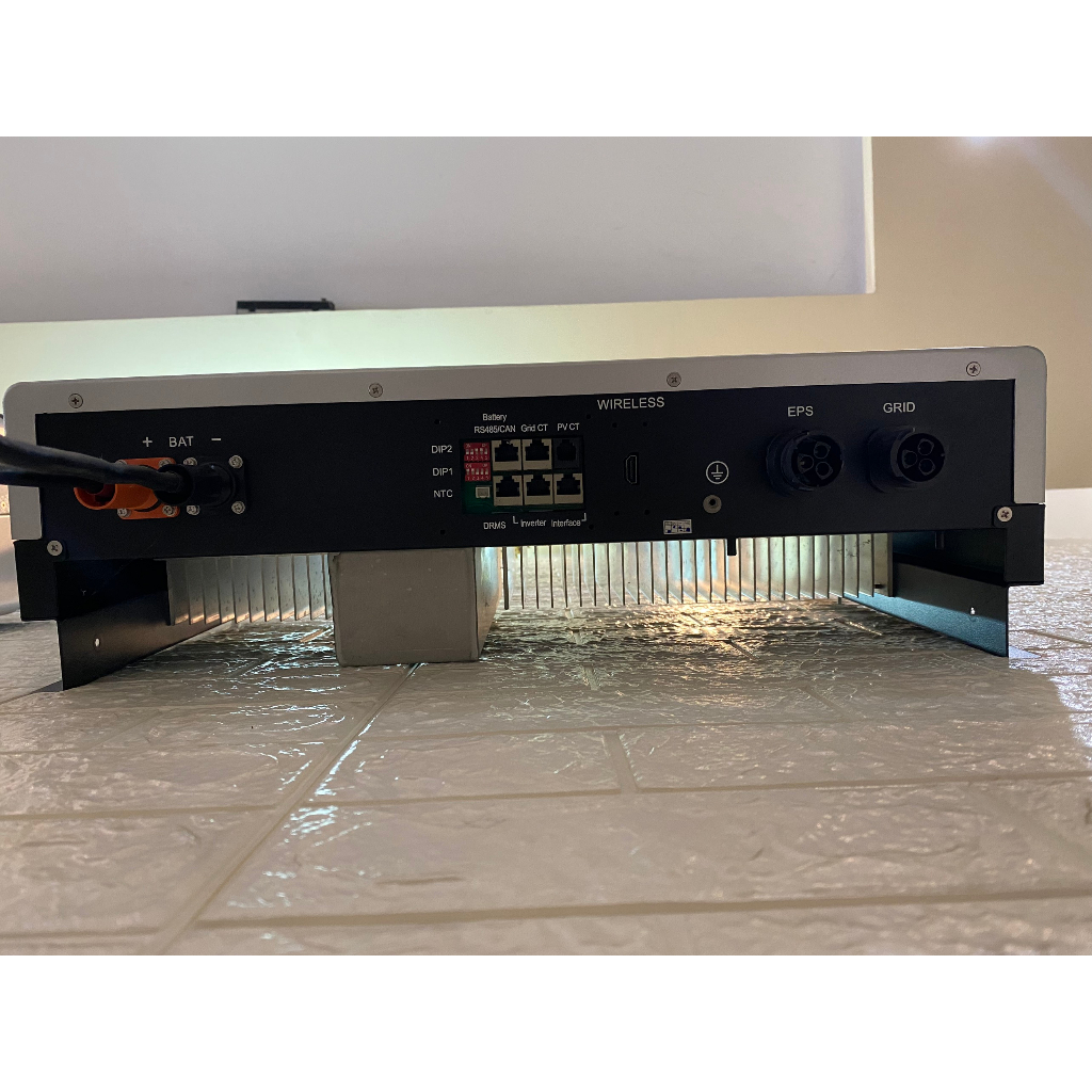 Bộ biến tần UPS dự phòng AC Coupled Inverter Luxpower LXP 3600ACS