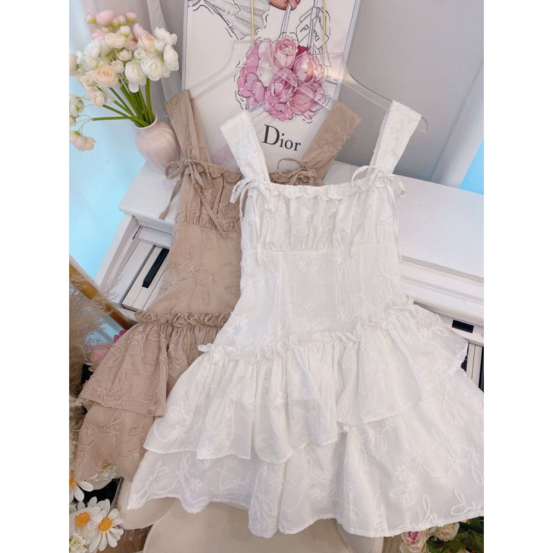 Váy thô thêu buộc nơ