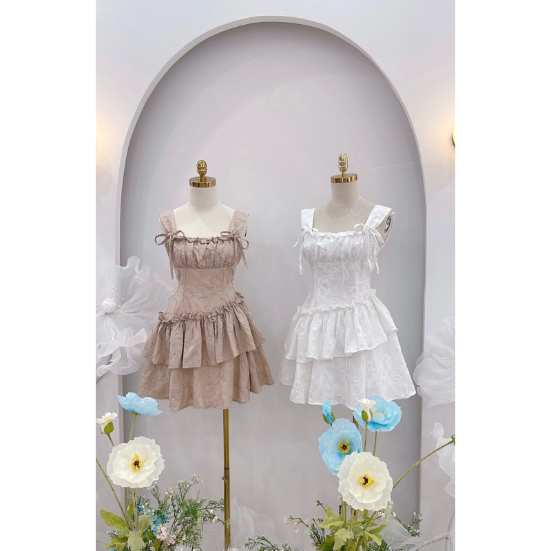 Váy thô thêu buộc nơ