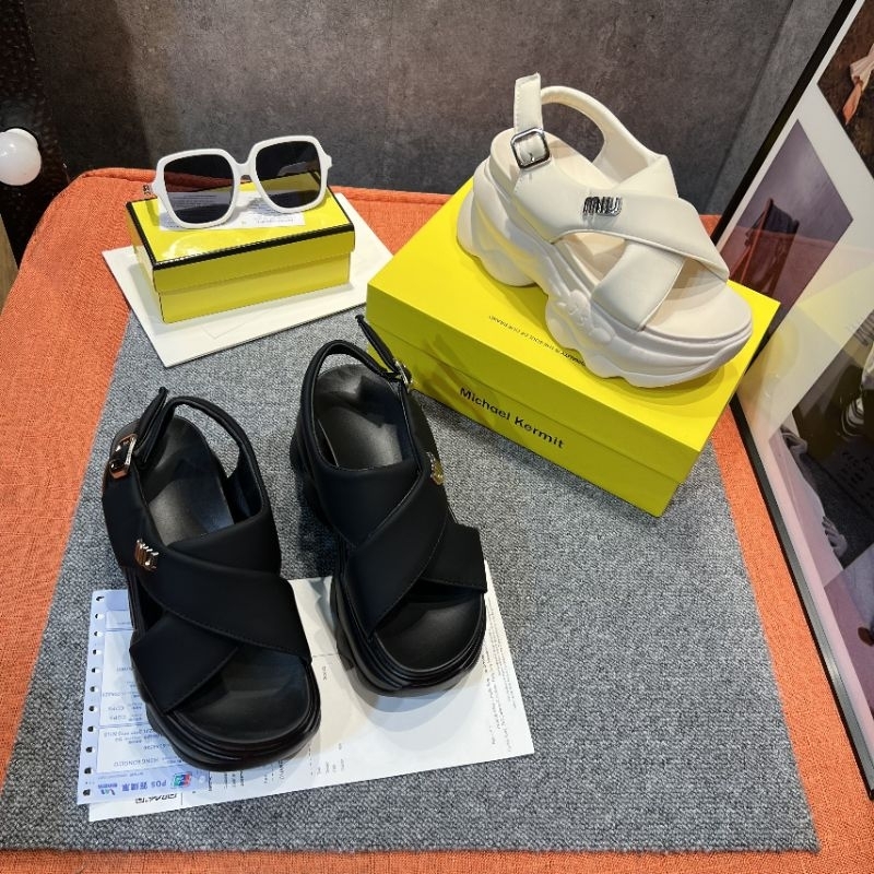 lo Sandal Xuồng Bánh Mì 9p Miu Quai Chéo Da Mềm Êm Fullbox
