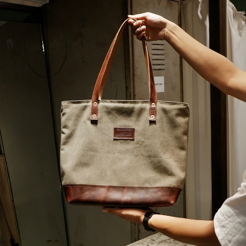 Túi Tote Canvas phối Da bò | Premium - Olderister
