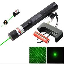 Đèn Laze - Đèn Pin Laser 303  Siêu sáng Siêu mạnh chiếu xa hàng kilomet.