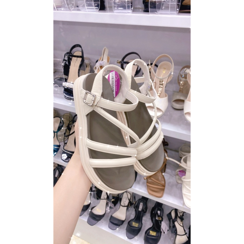 Sandal nữ 715 siêu hot 2023