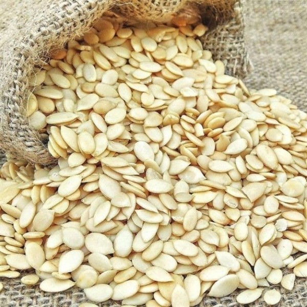 Hạt dưa tách vỏ, nhân hạt dưa mẩy đều, béo bùi, trắng ngà làm nhân bánh trung thu thập cẩm, granola, biscotti