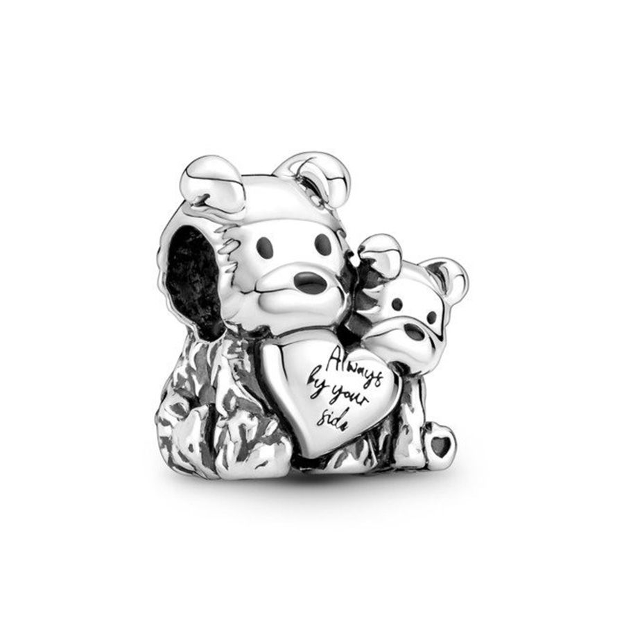 Vòng tay mềm bạc CDE khoá trái tim gia đình với charm trái tim tròn kèm charm đá may mắn và charm gia đình gấu