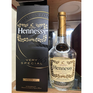 vỏ chai hộp chivas 18