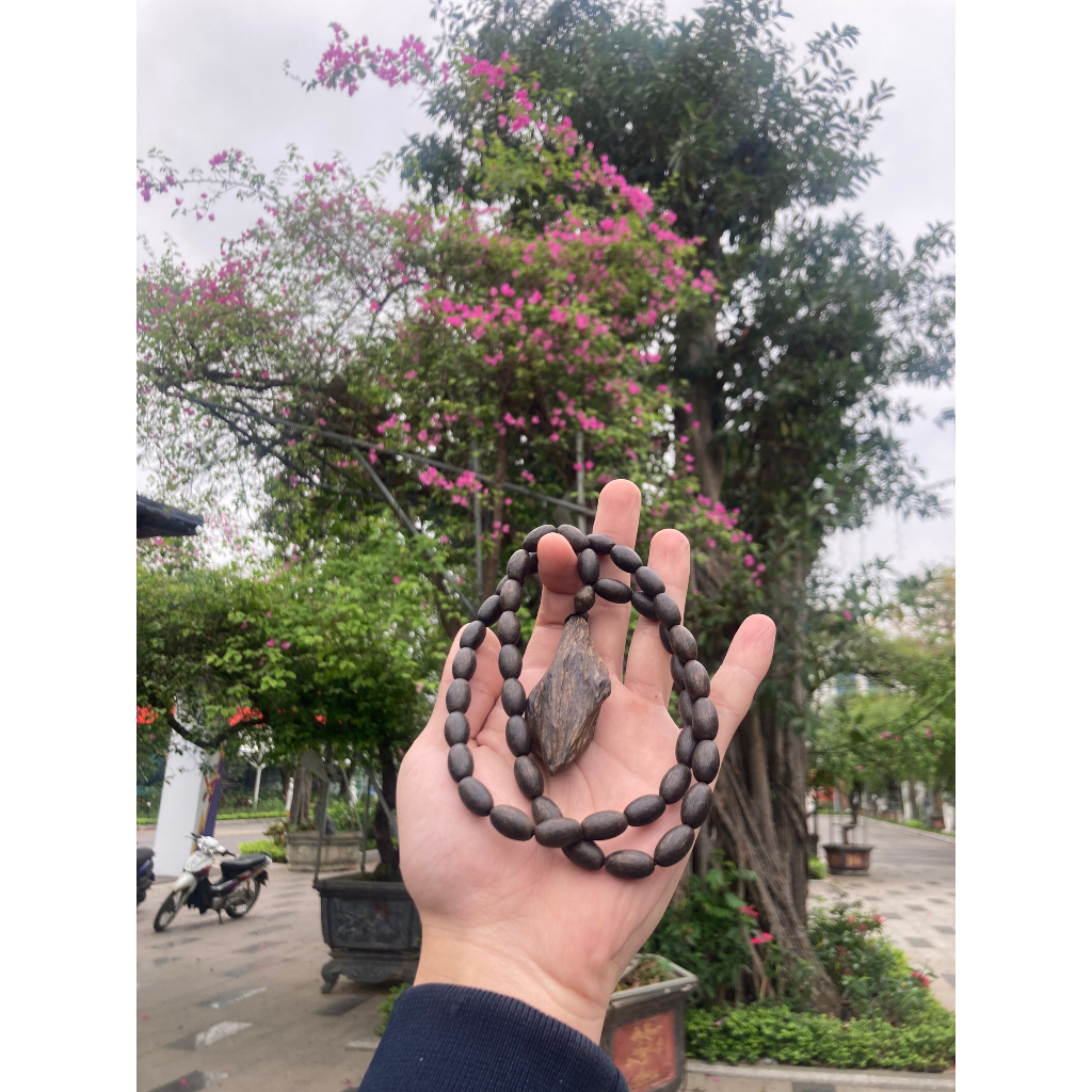 Vòng Cổ Trầm Hương Thơm Ngọt Dịu Dàng 40G Phong Thủy Gia Lộc