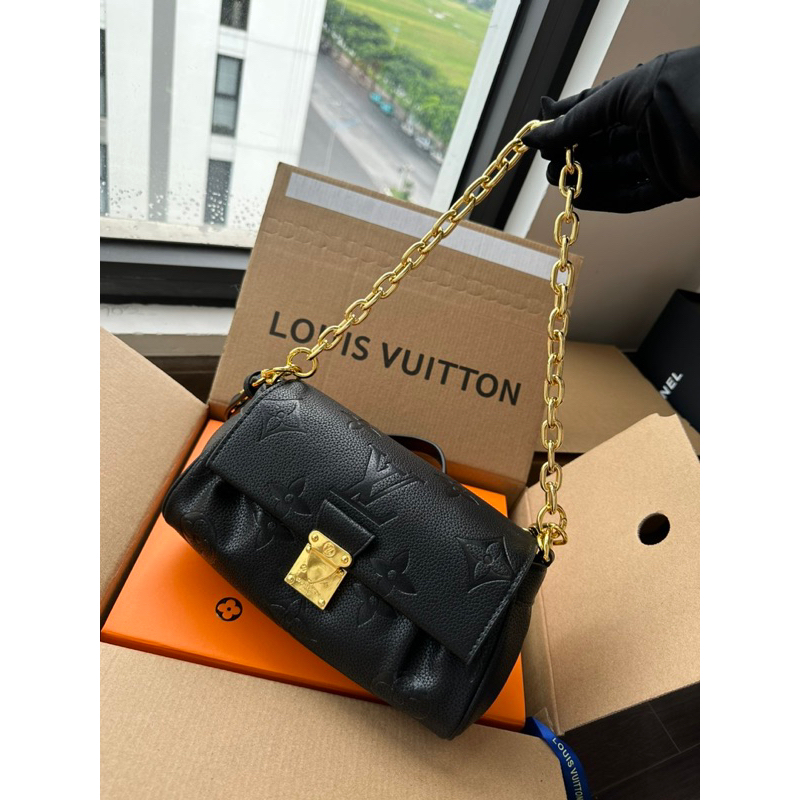 Túi Xách Lou. is Vui. Ttion favorite Size 24cm Màu Đen