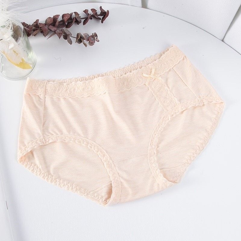 Quần lót nữ cotton ôm mông không viền phối ren mềm mại sexy A154