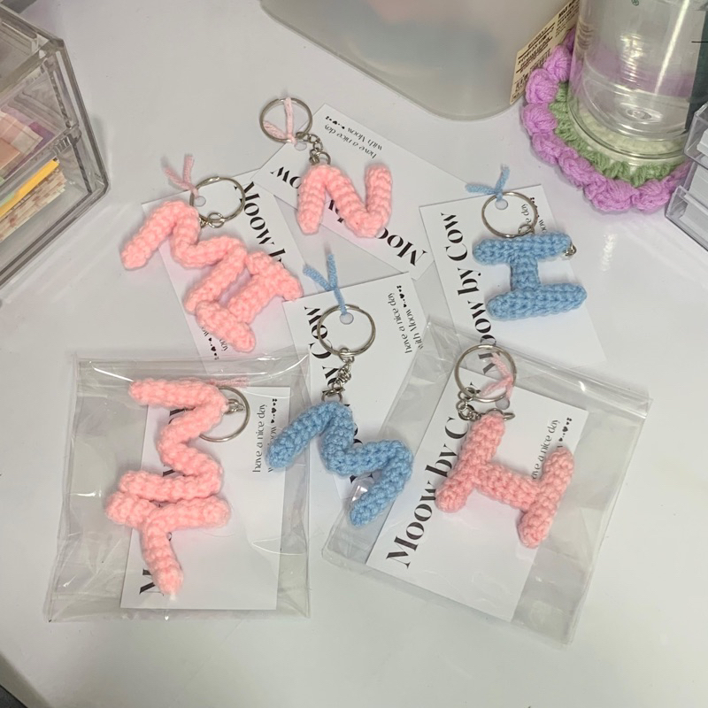 Móc Khoá Chữ Cái Bằng Len