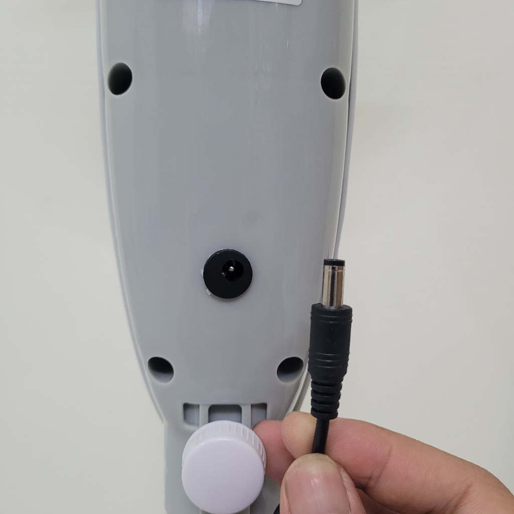 Quạt tích điện năng lượng mặt trời