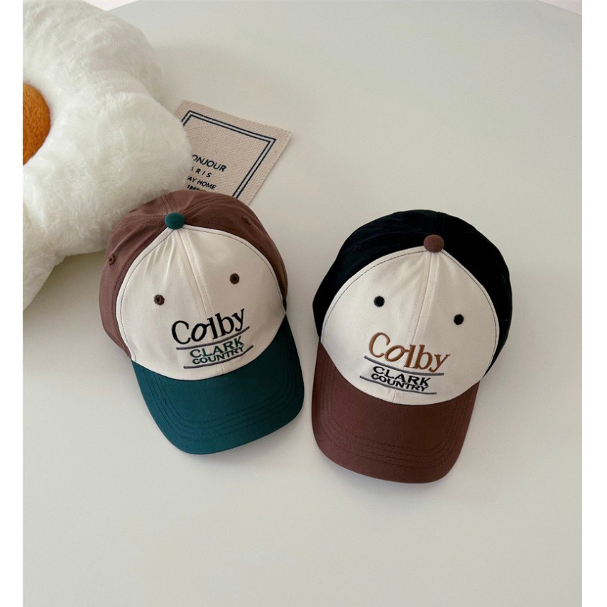 Mũ lưỡi trai pha màu lạ mắt Colby cho bé