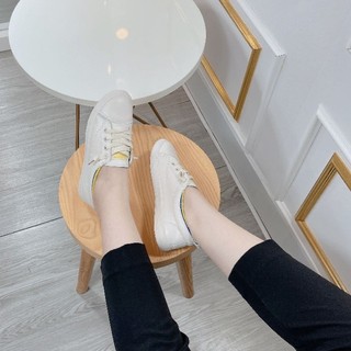 Giày Thể Thao Nữ Trắng Basic Viền Cổ Vàng Da Siêu Mềm Êm

