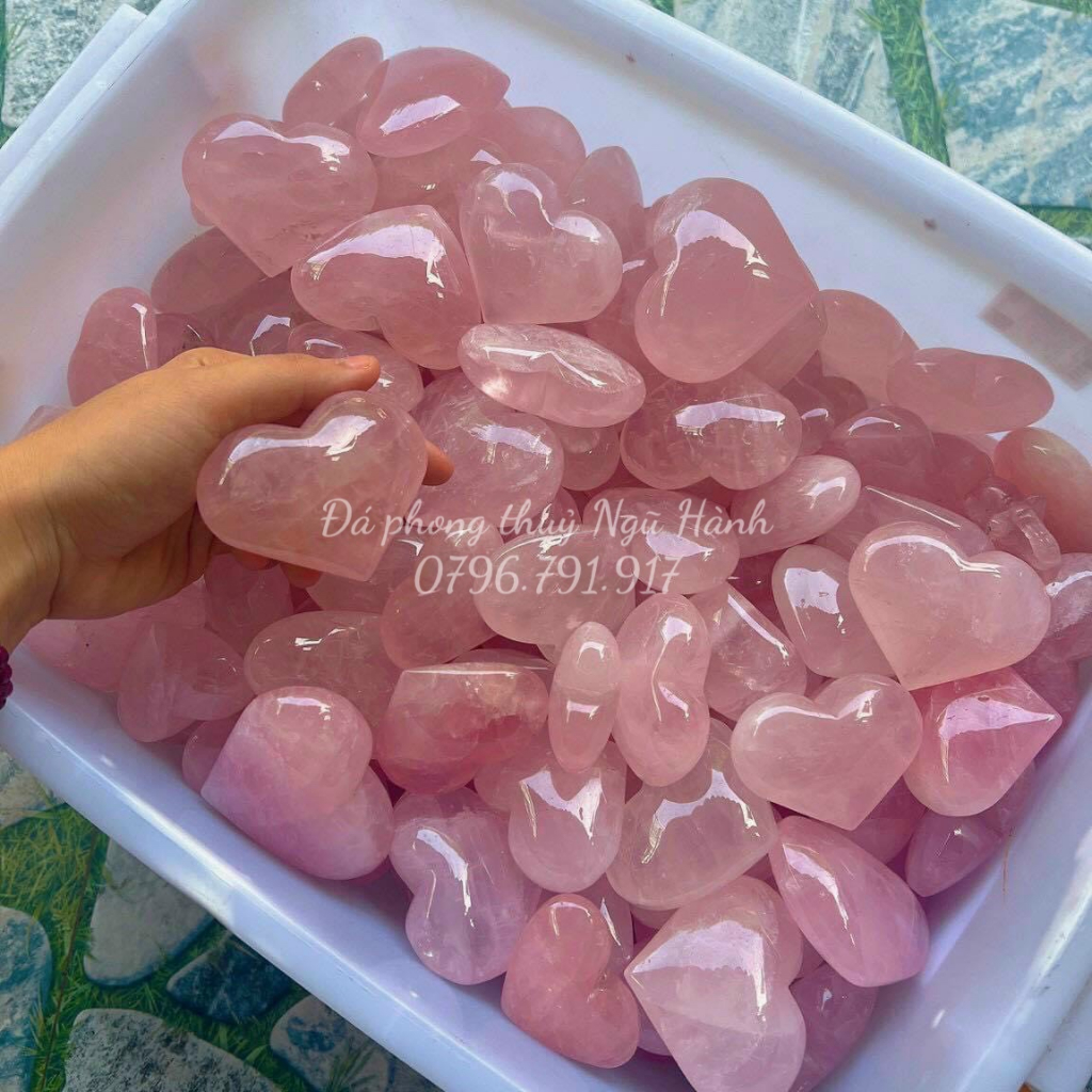 Khối đá hồng hình trái tim hàng thô tự nhiên cực đẹp