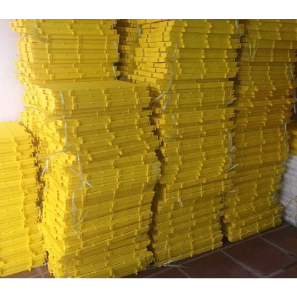 Miếng nhựa (Pallet) làm chuồng 40x60 cm lắp ghép