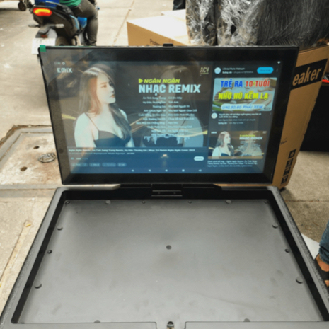 Màn hình cảm ứng ráp loa kéo 19 inch android