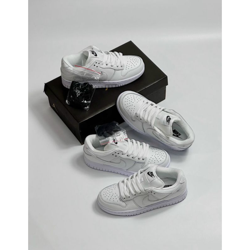 ,shop {{CHUỘT SNEAKER}} siêu phẩm giày NKSB TRẮNG .SIZE 36_44.FULLBOX .Ảnh thật . miễn phí ship