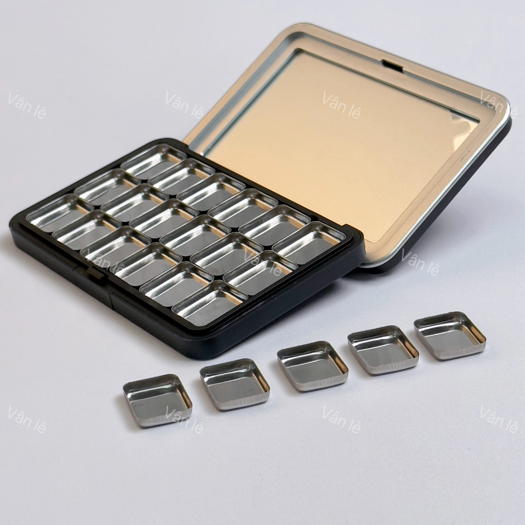 Khay hộp sắt đựng màu gel vẽ móng tay 18 ô