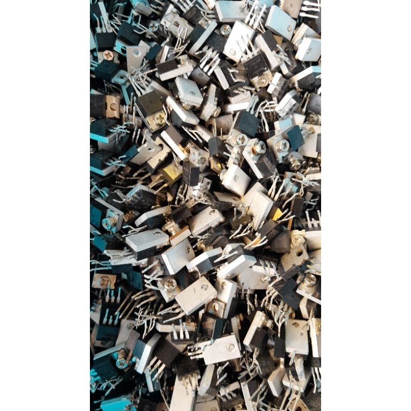 Gói 20 con mosfet irf730 hoặc 7N50 tháo máy kèm tản nhiệt