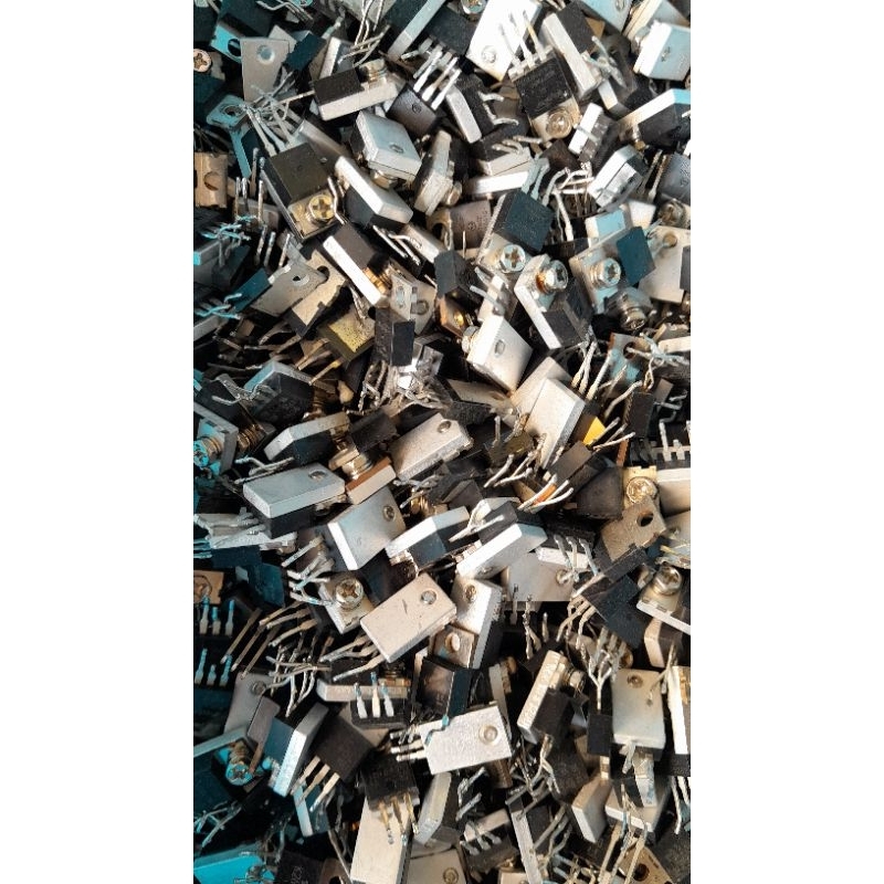 Gói 20 con mosfet irf730 hoặc 7N50 tháo máy kèm tản nhiệt