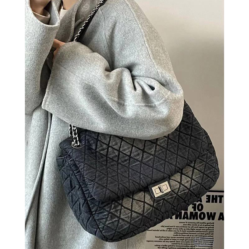 Túi Xách classic denim màu xám khói hot 2023, túi nữ jean cá tính size lớn