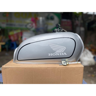 Bình xăng lớn CDs đầy đủ phụ kiện, hàng gia công. Dành cho các dòng xe 67 - 68 - CD - CL