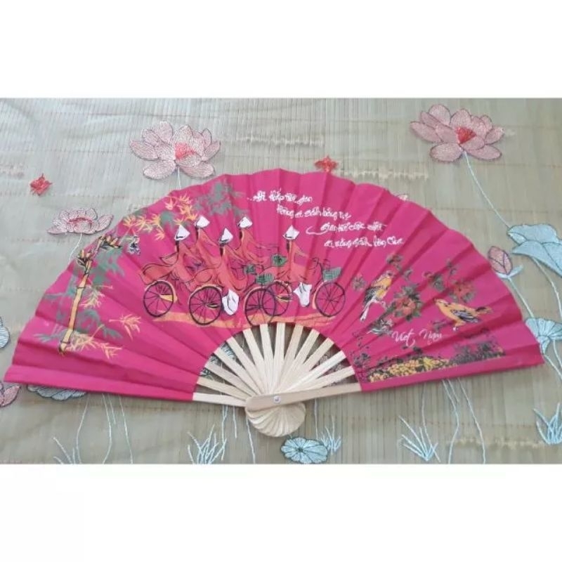 Quạt vải vẽ tay phong cảnh , áo dài Việt Nam - Quà tặng Việt Nam - fan