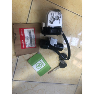 Bộ ổ khóa xe máy Air Blade đời đầu 2 cạnh