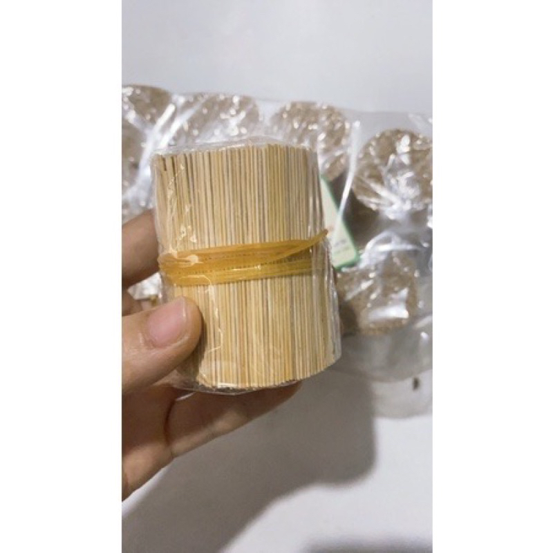 1 Bó tăm tre - tăm xỉa răng bằng cật giang bền đẹp