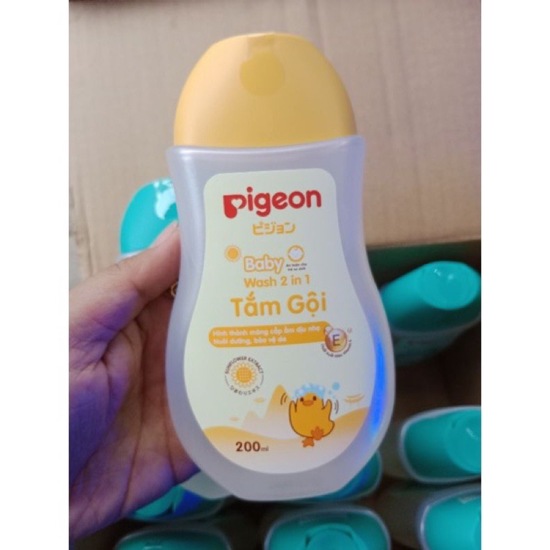 Sữa Tắm gội Pigeon 200ml