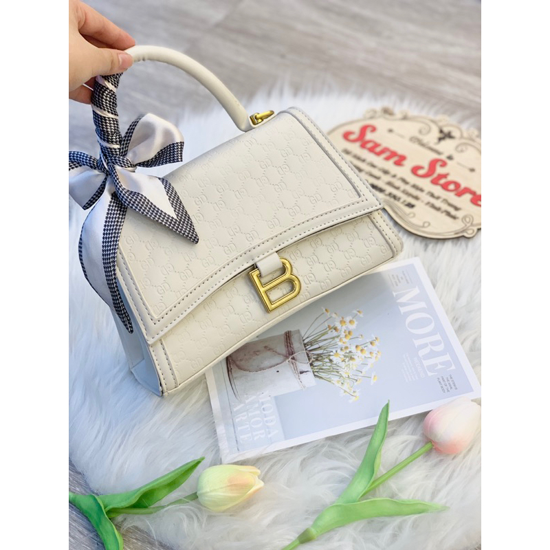 Túi xách nữ dáng cong khuy chữ B-tặng kèm khăn lụa