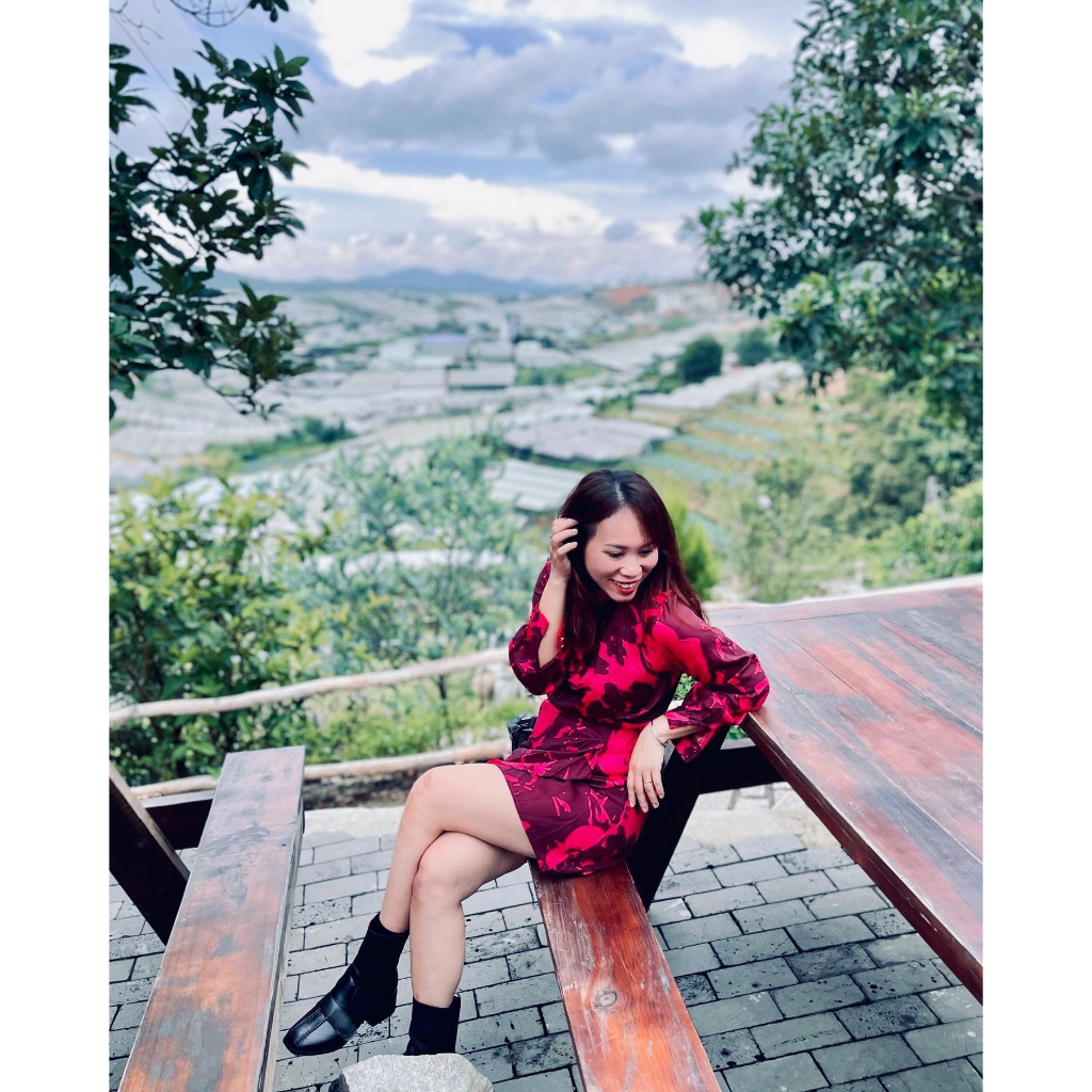 (HÀNG SẴN - HÌNH THẬT) Đầm dáng mini cổ cao tay dài, phối màu xinh xắn - Váy có chiết eo che khuyết điểm