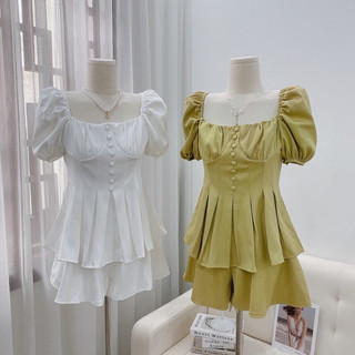 Set Áo Peplum Tay Bồng Nút Bọc