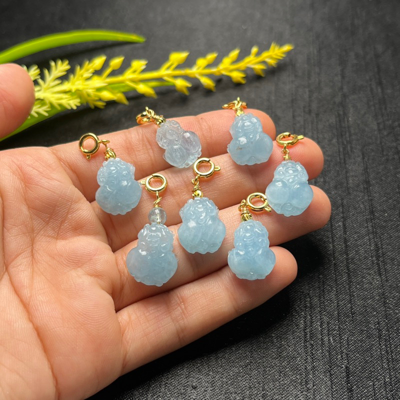 Charm treo vòng tỳ hưu đá aquamarine, mặt dây tỳ hưu đá thach anh xanh biển