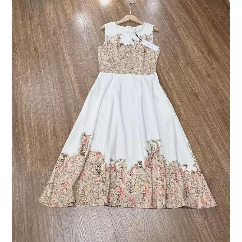 Đầm midi CALVIN KLEIN trắng nền hoa vải co giãn