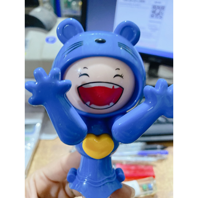 Khay 12 cây kẹo xê kèm đồ chơi siêu xinh