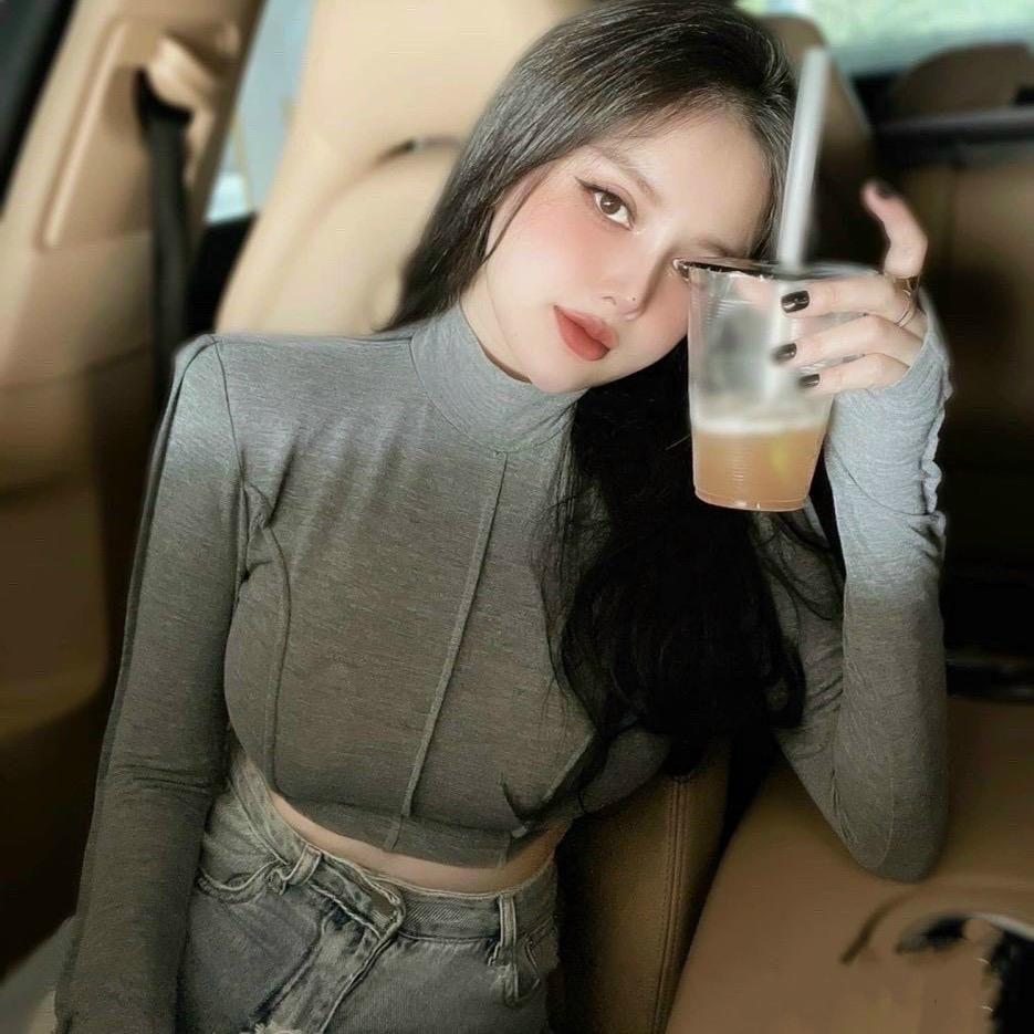 Áo Thun Cổ Cao Tay Dài Croptop ôm sát, Nga Tây Boutique, ND61