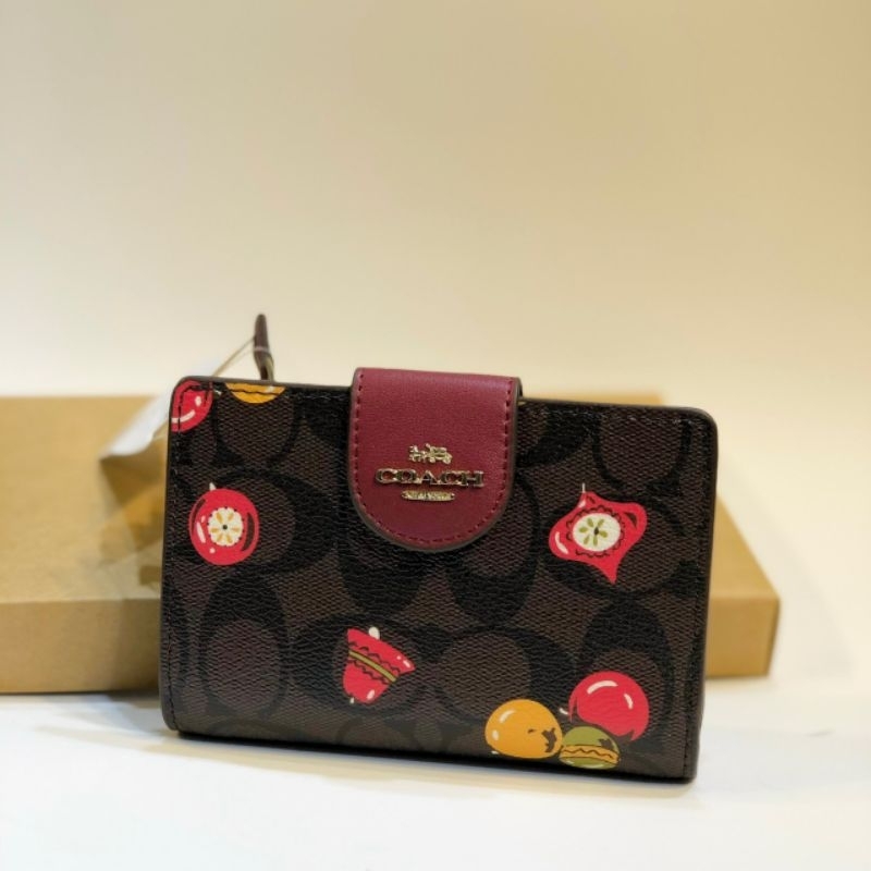 VÍ COACH GÀI Medium Corner Zip