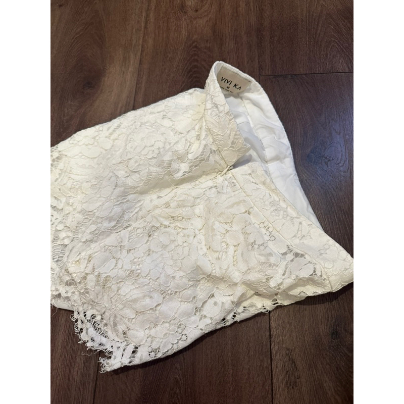 Set thiết kế ren ViviKa size M màu trắng