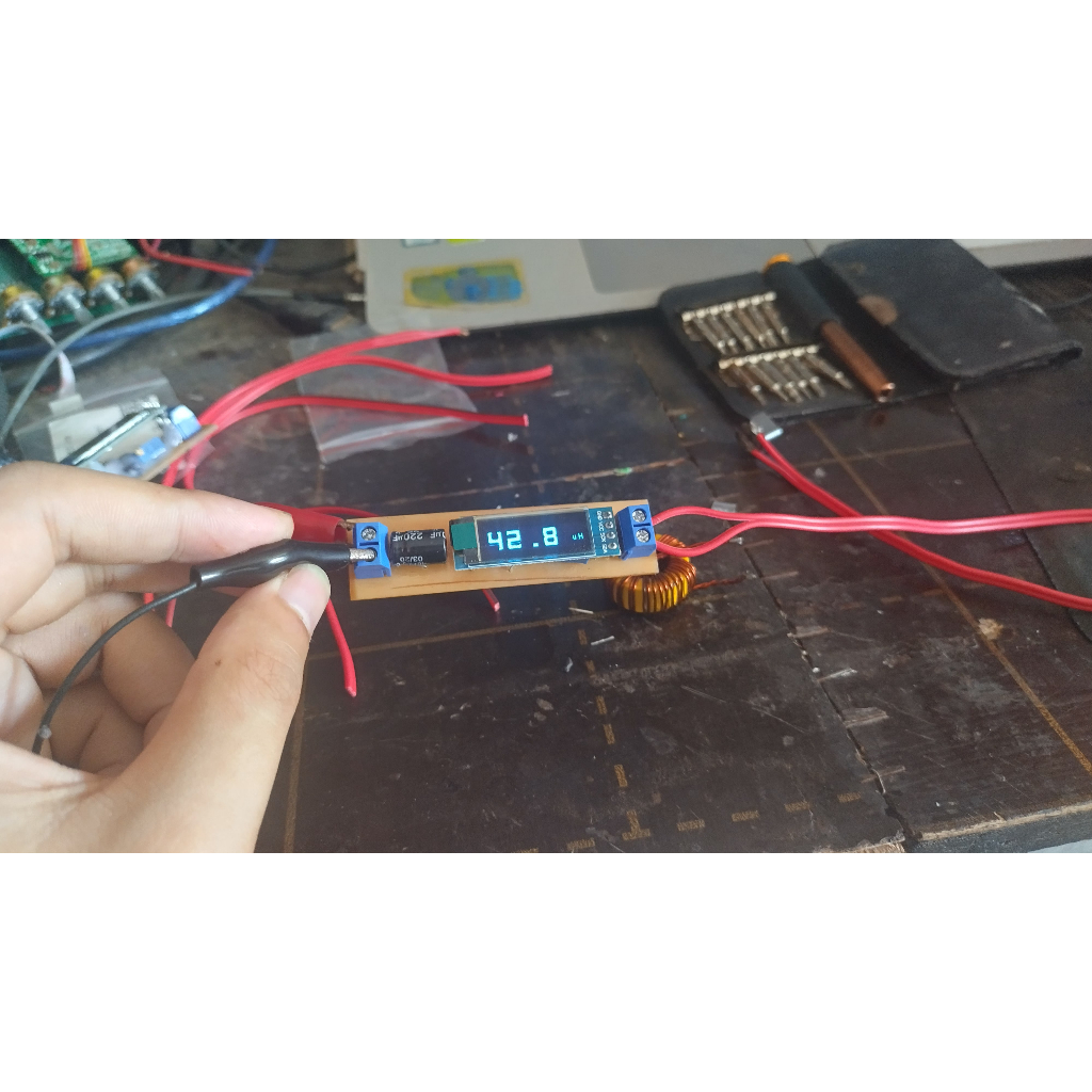 Máy đo cuộn cảm mini