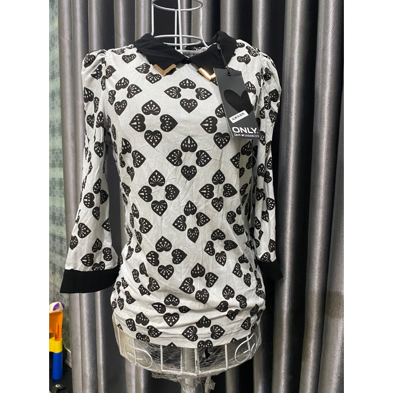 áo( only,veromoda,k phải vnxk),lỗi nhỏ,hoặc dơ,màu