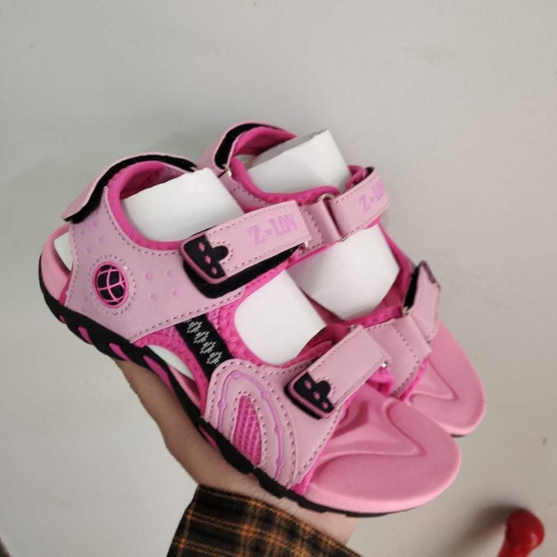 Sandal bé trai và bé gái dư xịn