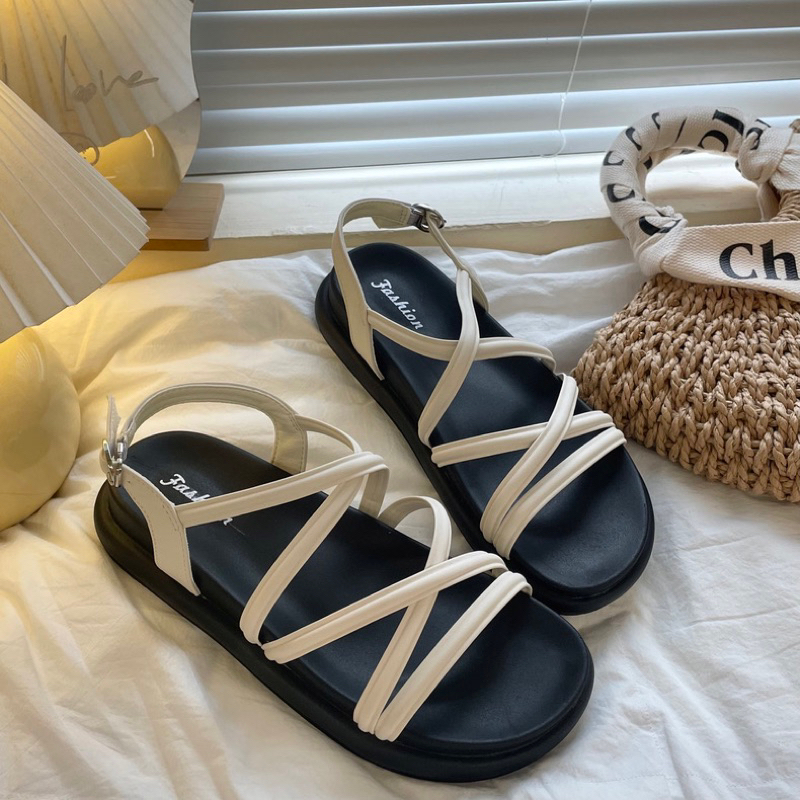 Sandal dây mảnh quai cài Quảng Châu đế trơn