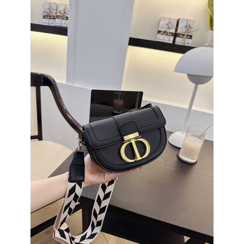 Túi đeo chéo cd dáng bầu dây bảng xinh xĩu 20cm