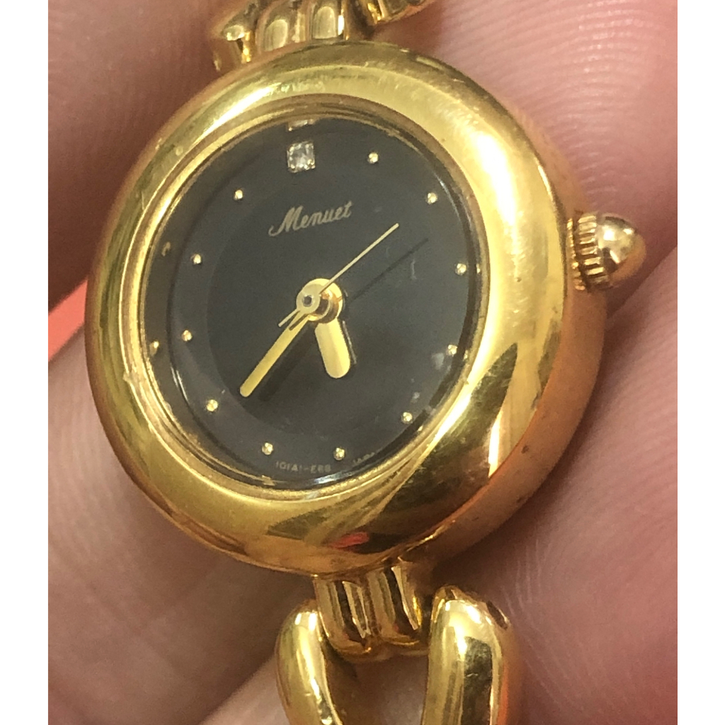 Đồng hồ Casio nữ nhỏ nhắn còn đẹp lắm