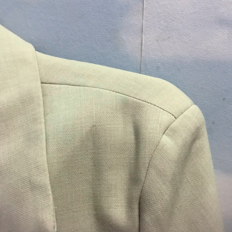 2hand Áo khoác blazer form rộng xanh bơ, có đệm vai