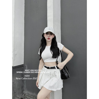 Set váy thể thao áo croptop kèm chân váy cực xinh cho nàng