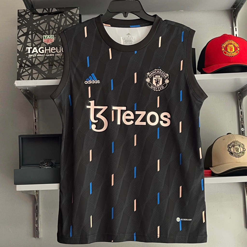 Áo training 3lo Adidas MU Prematch Warm Up - Đen sọc trắng xanh