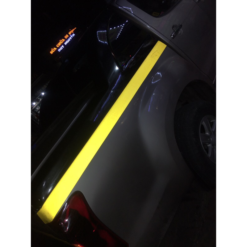 Decal phan quang dán xe